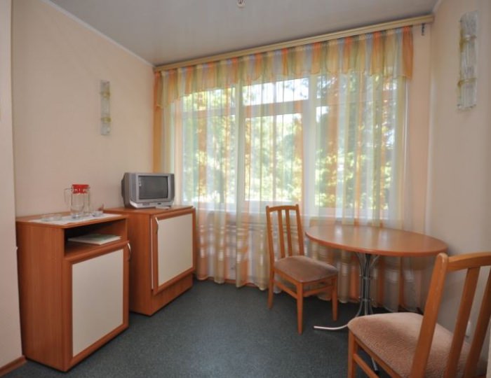 Семейный четырехместный с балконом/ корпус 1 - Пансионат «Солнечный» Николаевка