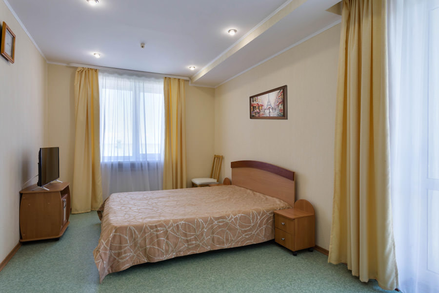 3-местный полулюкс, корпус 3 с кухней - Пансионат «Солнечный» (Николаевка)