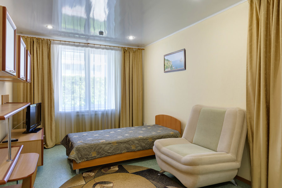 3-местный полулюкс, корпус 3 - Пансионат «Солнечный» (Николаевка)